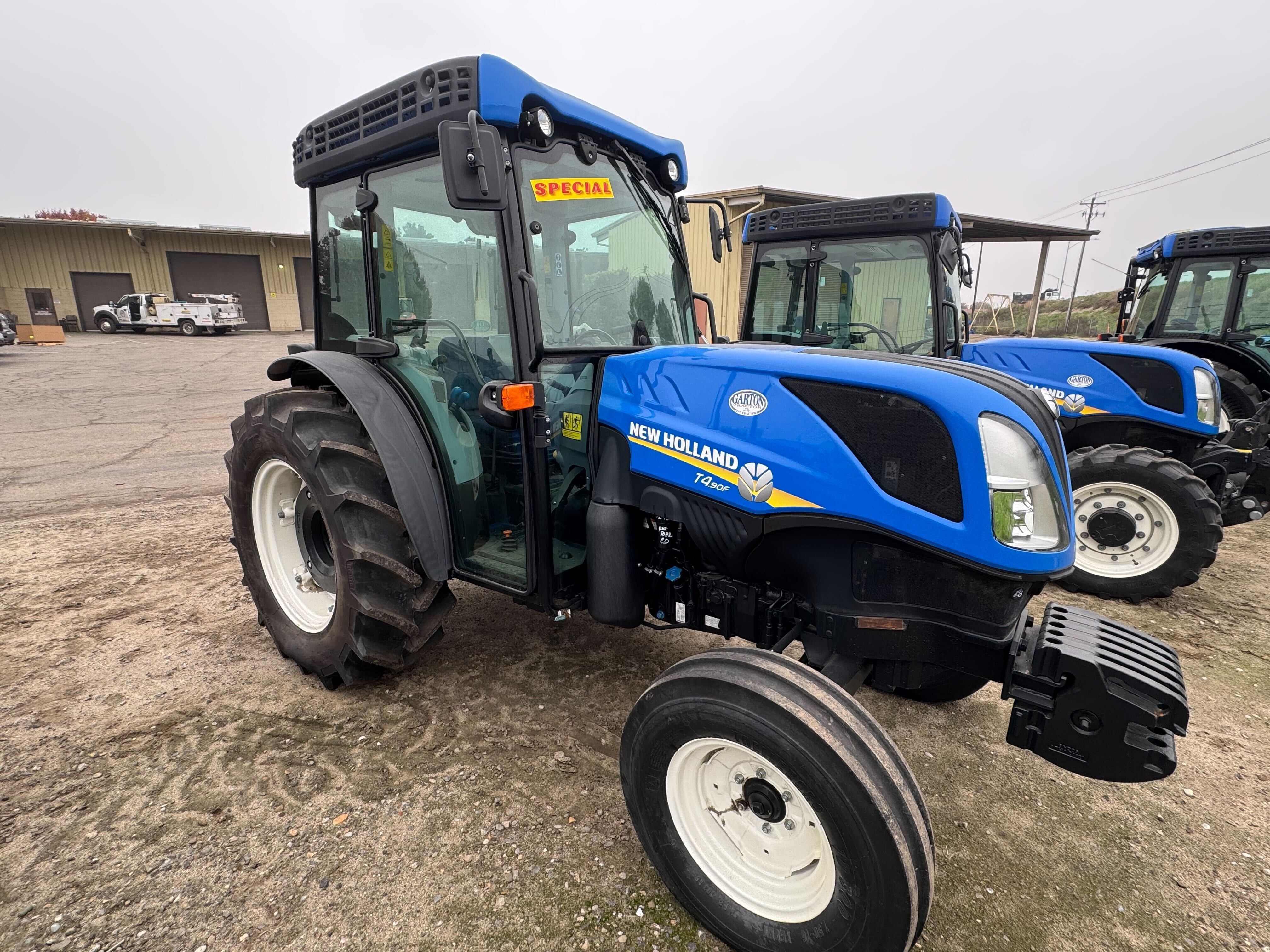 New Holland T4.90F Utility Tractor – 84 HP, 4WD SuperSteer, 16x16 Transmission - Photo 1